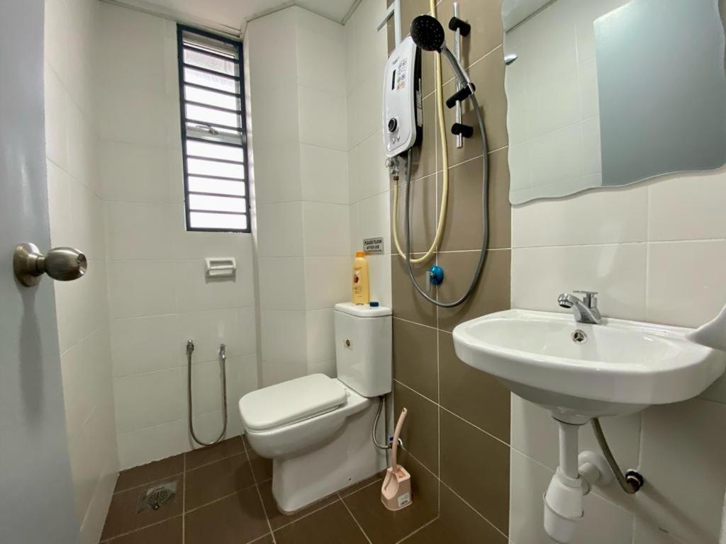 Mayura Apartemen